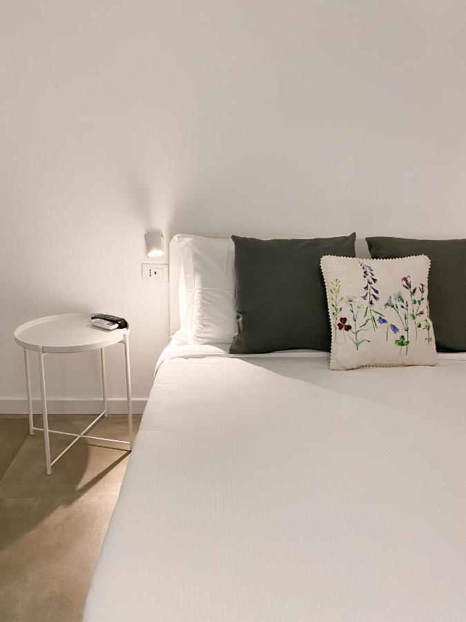 Easy Milano Apartment Navigli Exteriör bild