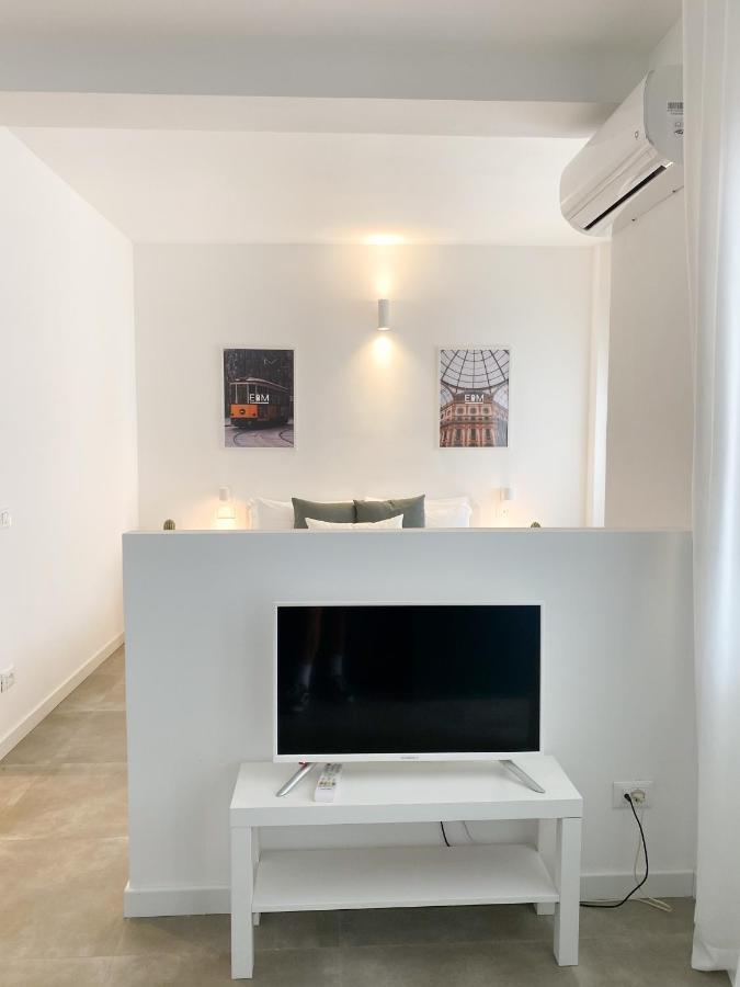 Easy Milano Apartment Navigli Exteriör bild