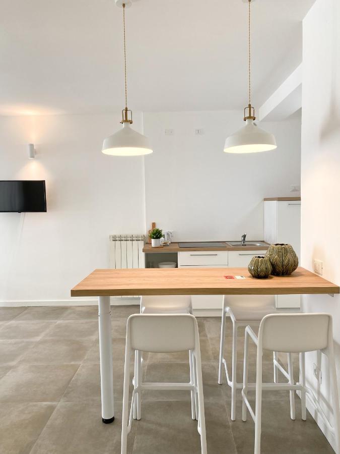 Easy Milano Apartment Navigli Exteriör bild