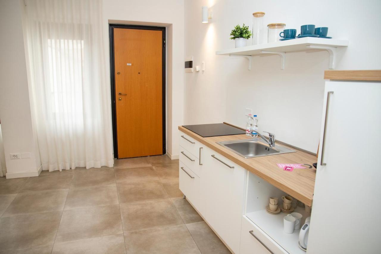 Easy Milano Apartment Navigli Exteriör bild